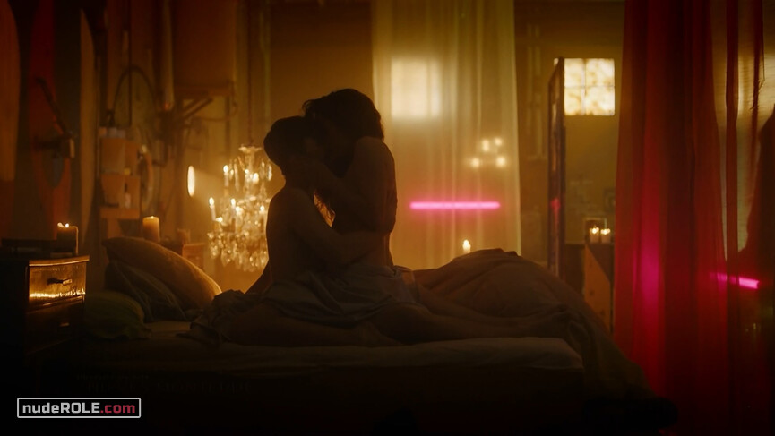 2. Julia Pérez Noval nude , Alma López-Durán sexy – The Barrier s01e07 (2020)