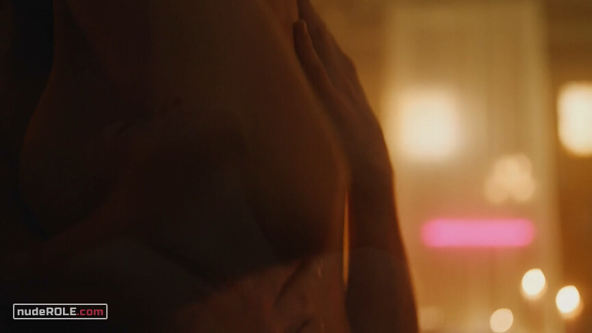 3. Julia Pérez Noval nude , Alma López-Durán sexy – The Barrier s01e07 (2020)