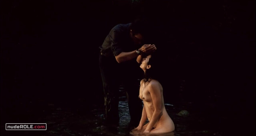 11. Maria nude – 98 Octanas (2006)
