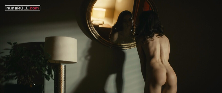 11. Gilda nude – The Whistlers (2019)