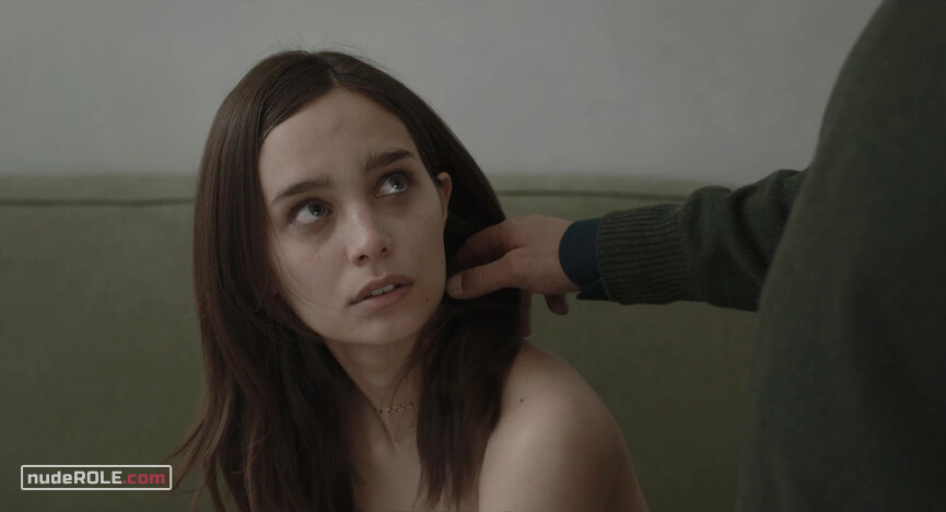 5. Charlotte nude – Three Floors (2021)