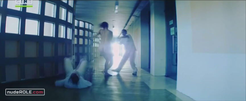 5. Joli nude – I Swear I'll Leave This Town (2014)