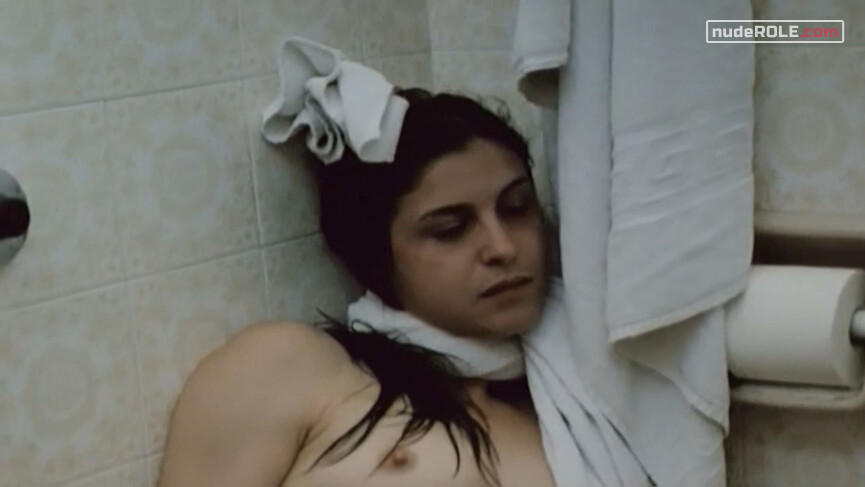 7. Chambermaid nude , Thima Paralias nude – Kinetta (2005)