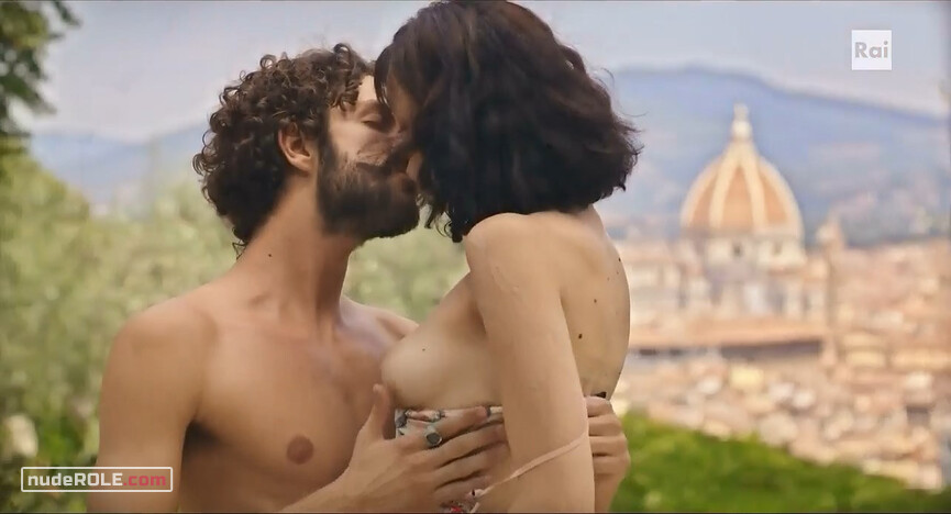 8. Erica Giordani sexy, Jess nude , Anna sexy – Pezzi unici s01e04, e09, e10, e11 (2019)