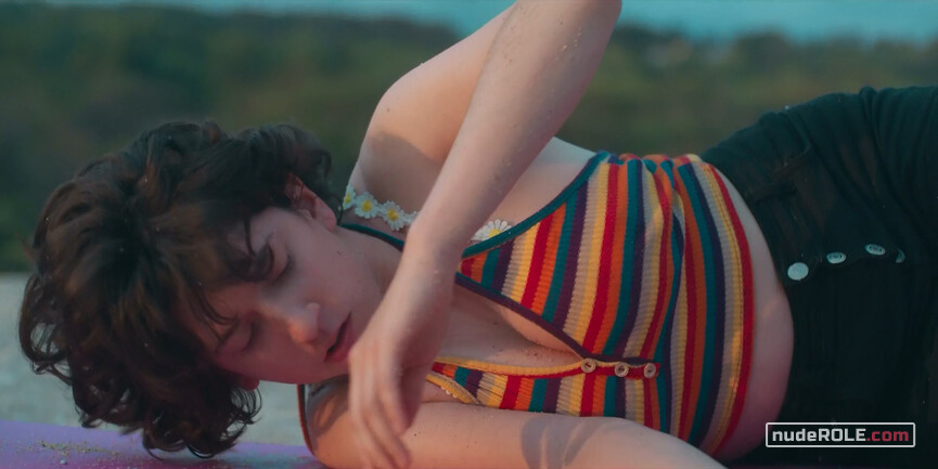 4. Carlota sexy, Vera sexy – Unstoppable s01e08 (2020)