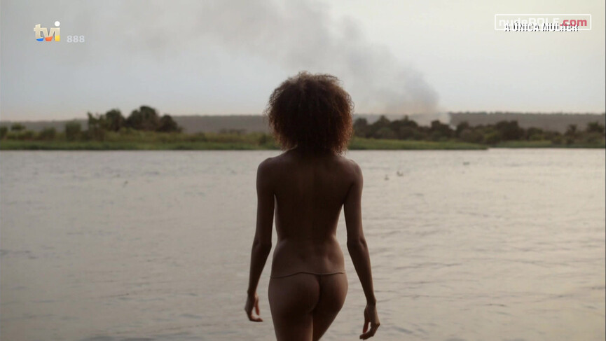 1. Mara Venâncio nude – A Única Mulher (2015)