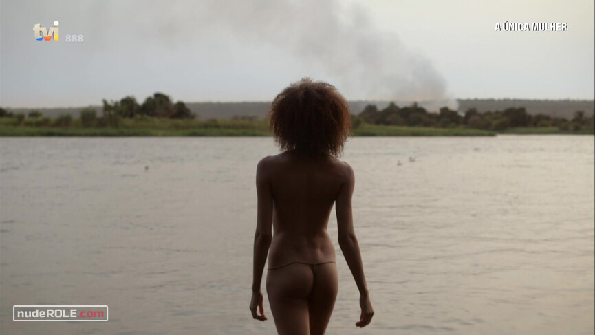 2. Mara Venâncio nude – A Única Mulher (2015)