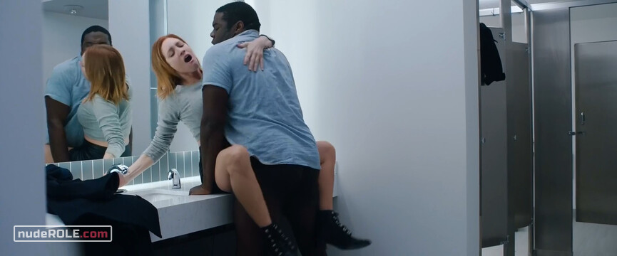 1. Darla Beane sexy – Hooking Up (2020)