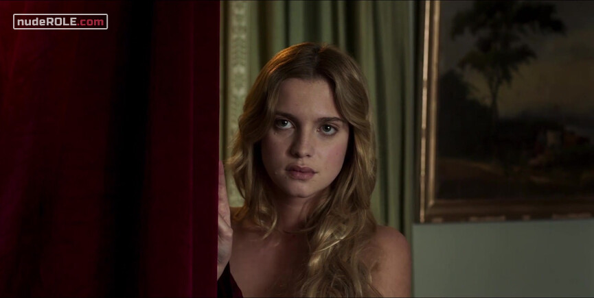 2. Sophia de Azevedo nude – Moral Order (2020)
