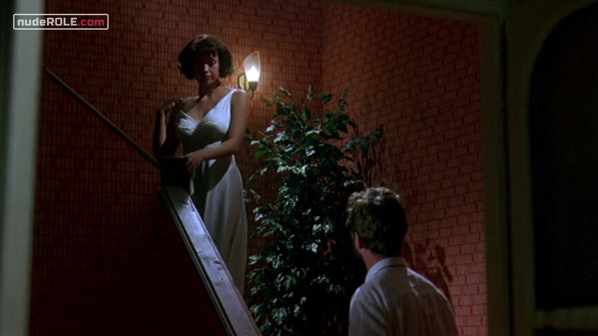 1. Laura nude – Kiss Me (2004)