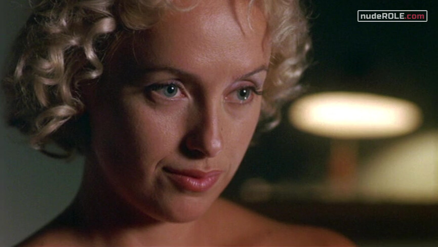 21. Laura nude – Kiss Me (2004)