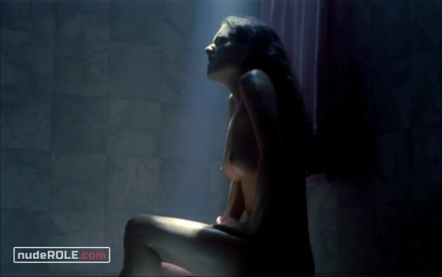 3. Mariana nude – A Passagem da Noite (2003)