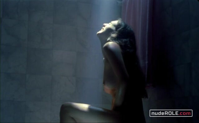 4. Mariana nude – A Passagem da Noite (2003)