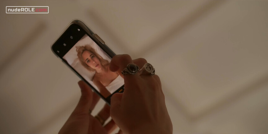 4. Vera sexy – Unstoppable s01e03 (2020)