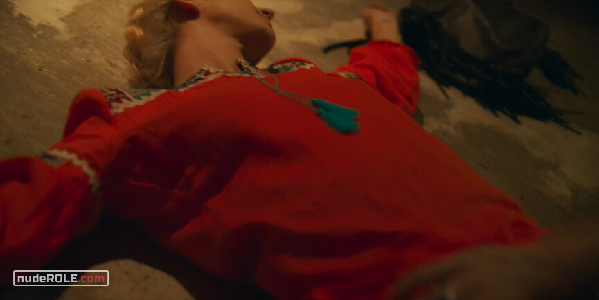 5. Vera sexy – Unstoppable s01e03 (2020)