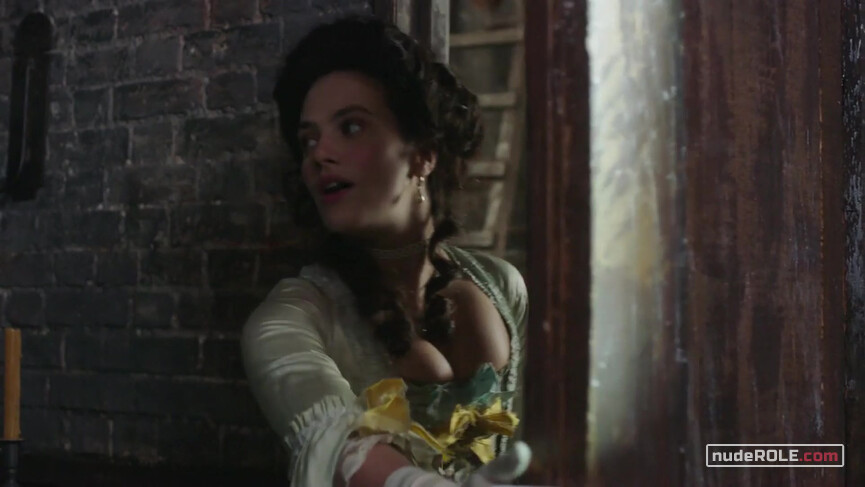 6. Charlotte Wells sexy – Harlots s02e03 (2018)
