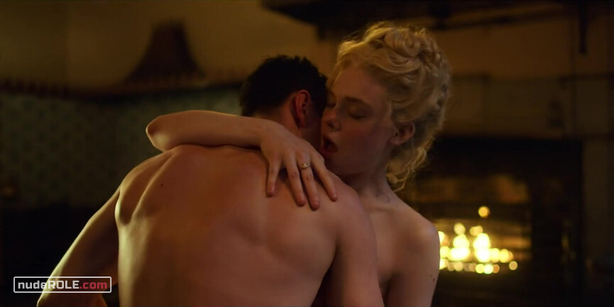 8. Catherine nude – The Great s02e01 (2021)