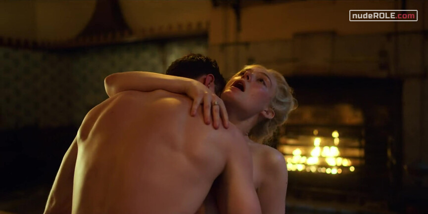 9. Catherine nude – The Great s02e01 (2021)