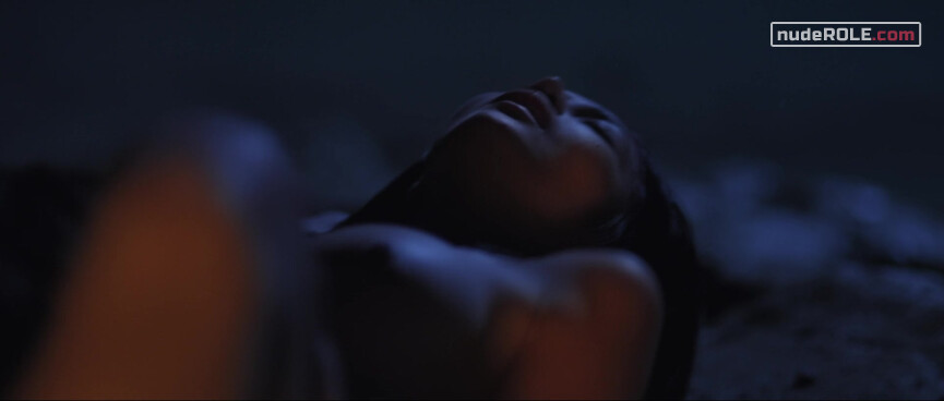 8. Ellen nude , Marian nude – Adan (2019)