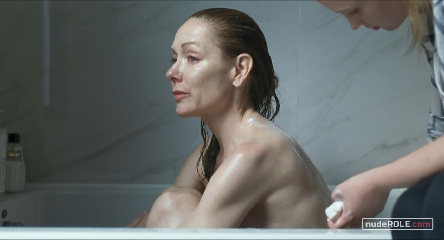7. Béatrice Malinovsky sexy – Boris Without Beatrice (2016)