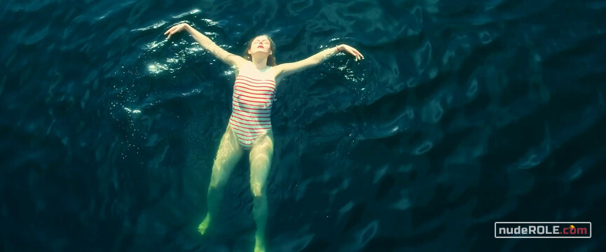 14. Violet sexy – All the Bright Places (2020)