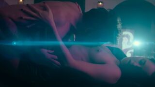 Anna nude , Gina sexy – Golden Men (2019)