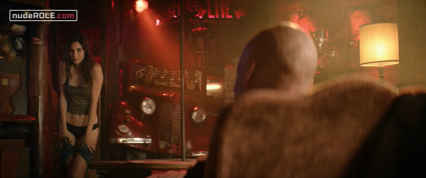 11. Anna nude , Gina sexy – Golden Men (2019)