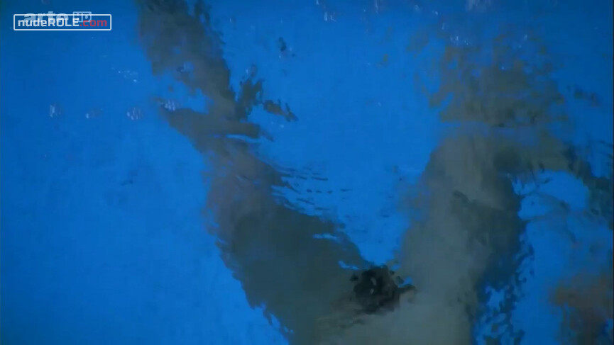 3. Florence Chamard nude – Les Vivants et les Morts s01e06 (2009)
