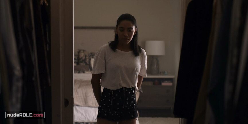 9. Colette French sexy, Beth Cassidy sexy, Addy Hanlon sexy – Dare Me s01e06 (2020)