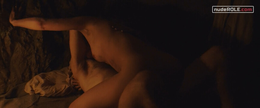 1. Rosa nude – The Endless Trench (2019)