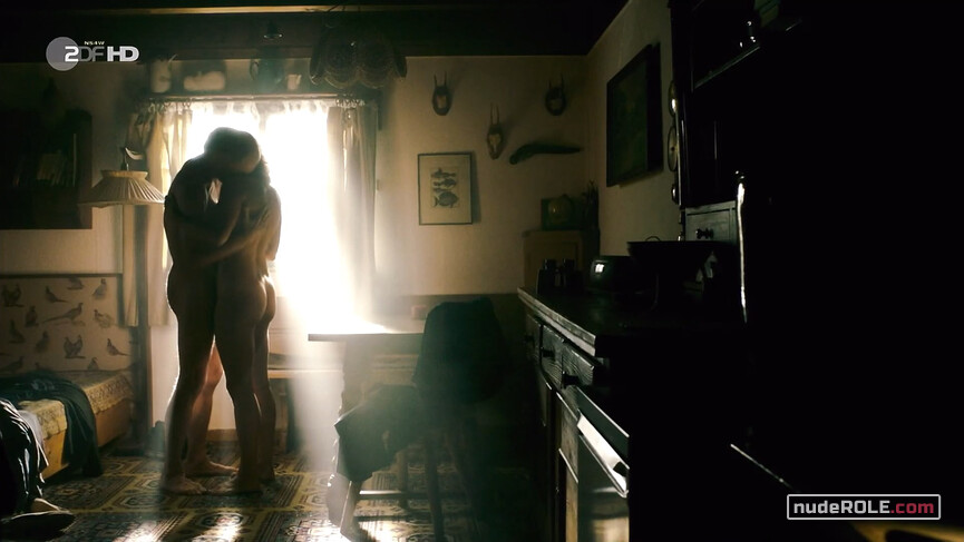 2. Sigrid von Gems nude – Die verlorene Tochter s01e04 (2020)