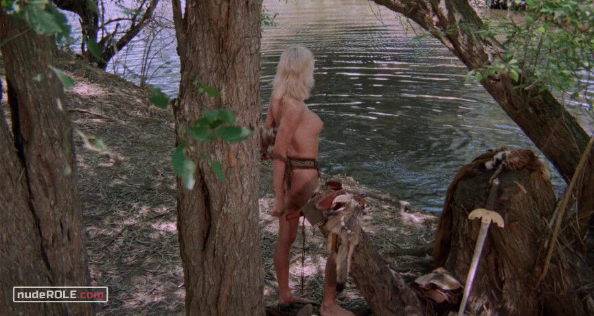 1. Tshingi nude, Dyala nude – Amazons (1986)