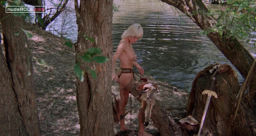 2. Tshingi nude, Dyala nude – Amazons (1986)