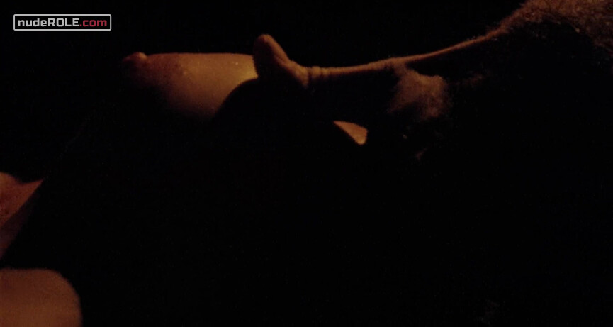26. Tshingi nude, Dyala nude – Amazons (1986)