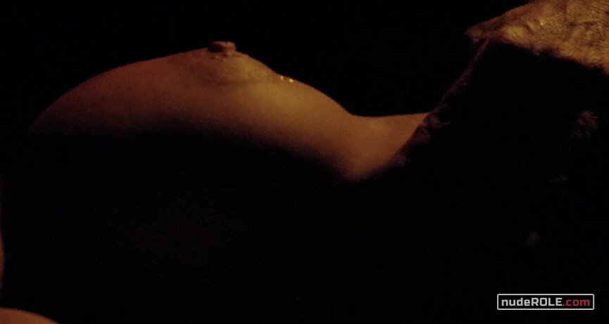 27. Tshingi nude, Dyala nude – Amazons (1986)