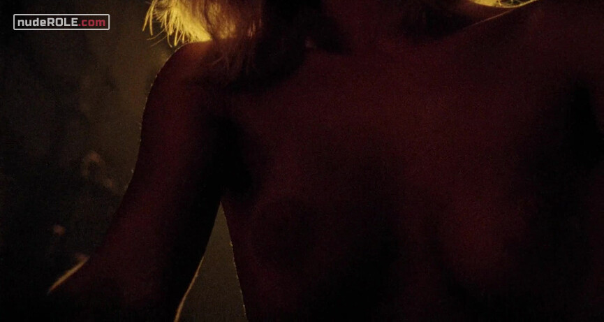 31. Tshingi nude, Dyala nude – Amazons (1986)