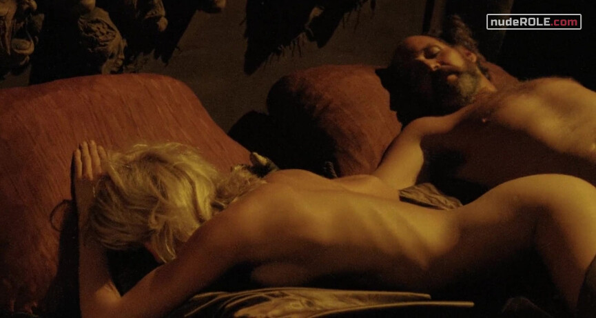 33. Tshingi nude, Dyala nude – Amazons (1986)