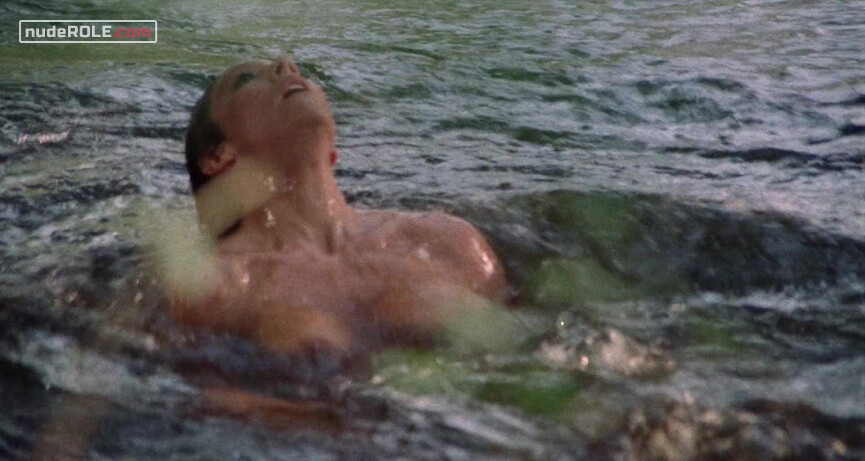 4. Tshingi nude, Dyala nude – Amazons (1986)