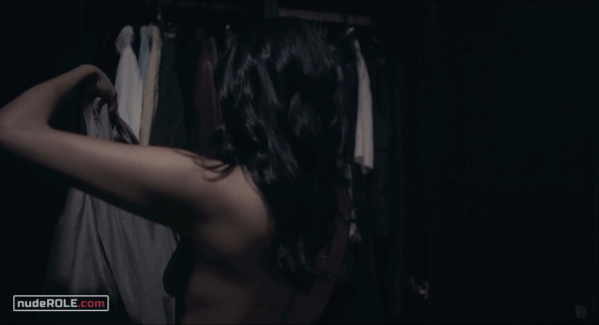 10. Annie Bird nude – Through Black Spruce (2018)