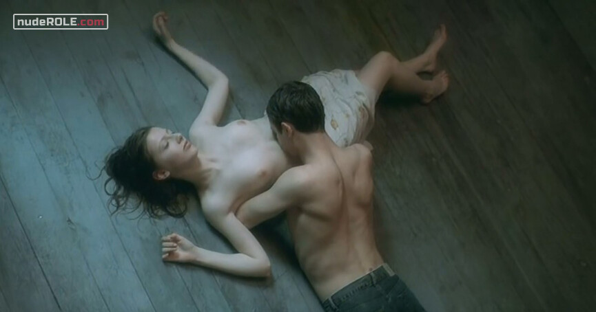 1. Anzhela nude – Kontakt (2005)