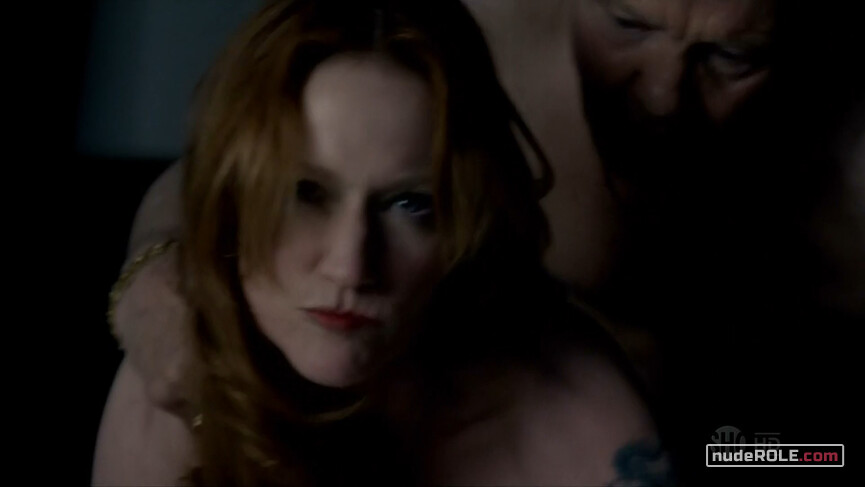 5. Abby Donovan sexy – Ray Donovan s01e03, e04 (2013)