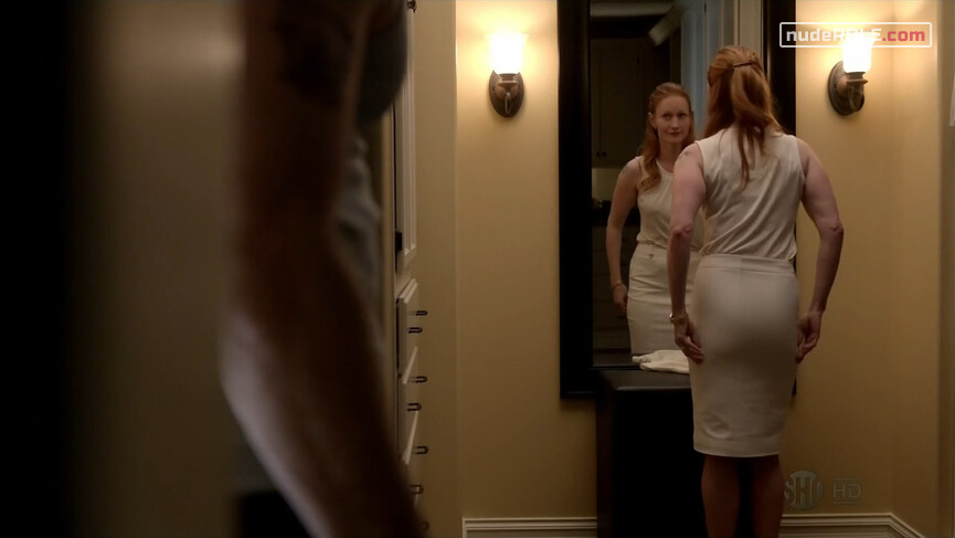 6. Abby Donovan sexy – Ray Donovan s01e03, e04 (2013)