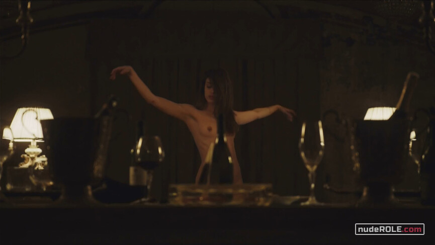 9. Esther Aubry nude – The New Pope s01e05-06 (2020)