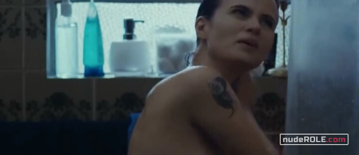 2. Micaela nude, Júlia nude, Duda sexy – Restless Love (2016)