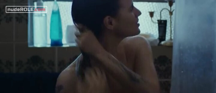 3. Micaela nude, Júlia nude, Duda sexy – Restless Love (2016)