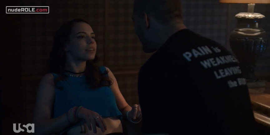15. Colette French sexy, Beth Cassidy sexy, Addy Hanlon sexy – Dare Me s01e03 (2020)