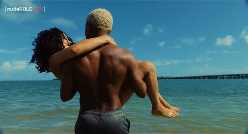 4. Alexis sexy – Waves (2019)