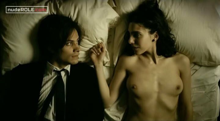 1. Vera nude , Sofía nude , Carmen nude – The Past (2007)
