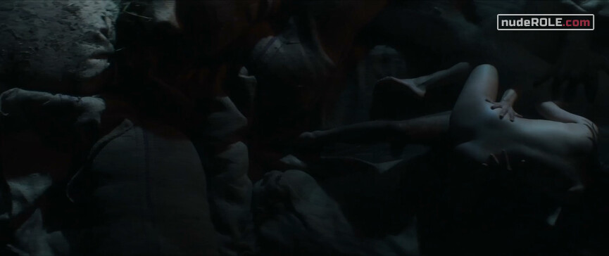10. Cecília nude – Resistance (2019)