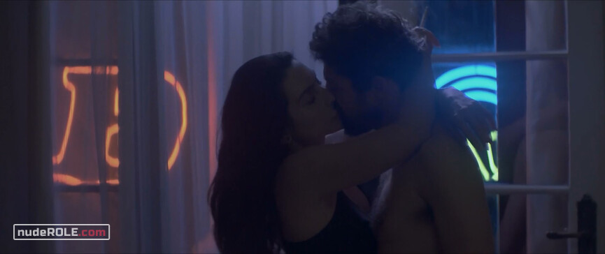 3. Cecília nude – Resistance (2019)